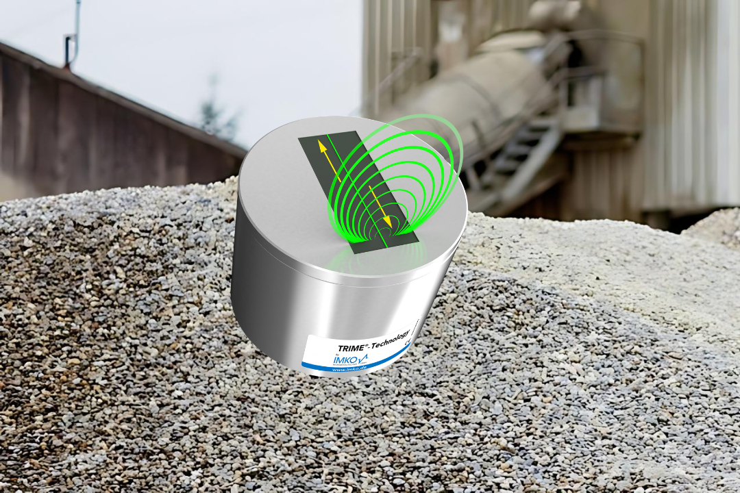 Aggregate moisture probes
